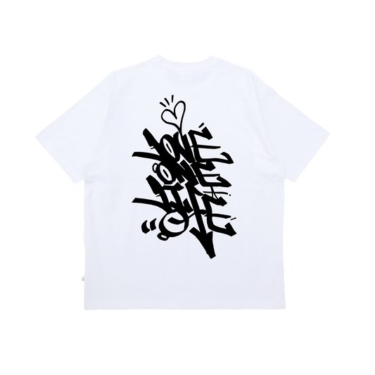 tagging back print tee in white