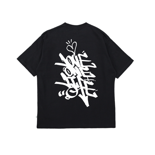 tagging back print tee in black