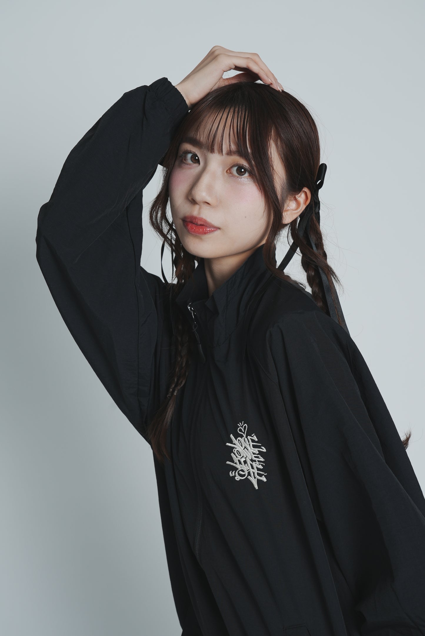 love one life training jacket in black