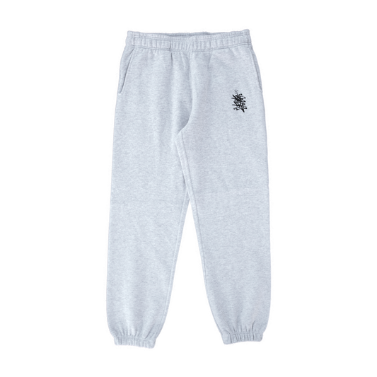 tagging sweat pants in gray