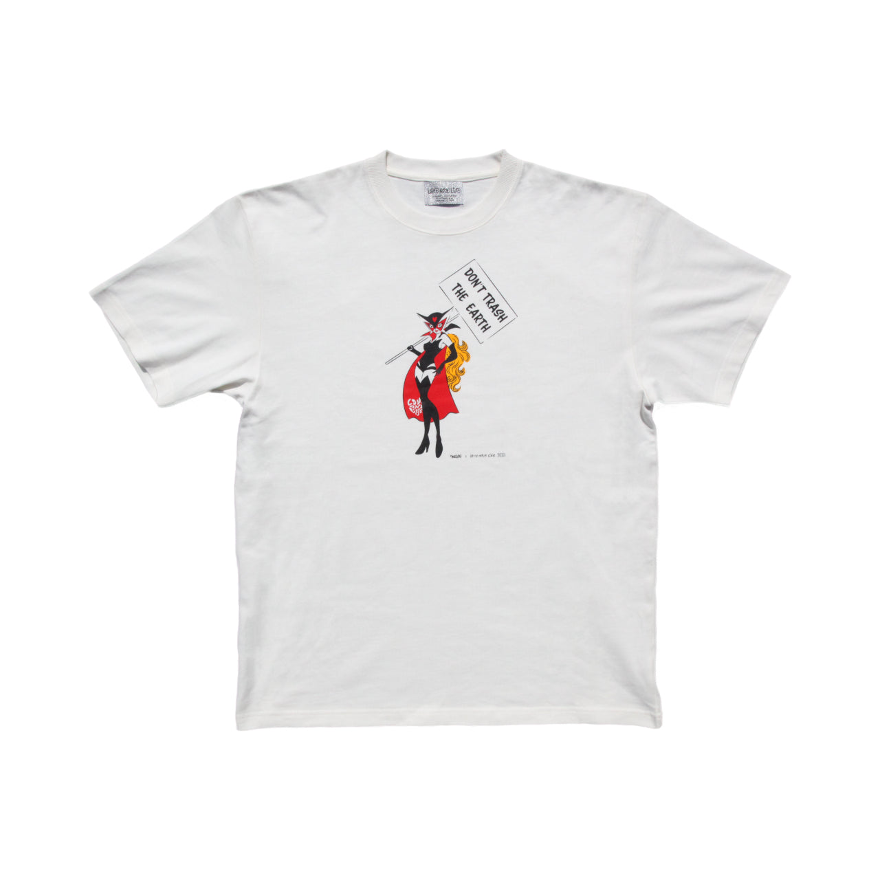 protester girl tee in off white