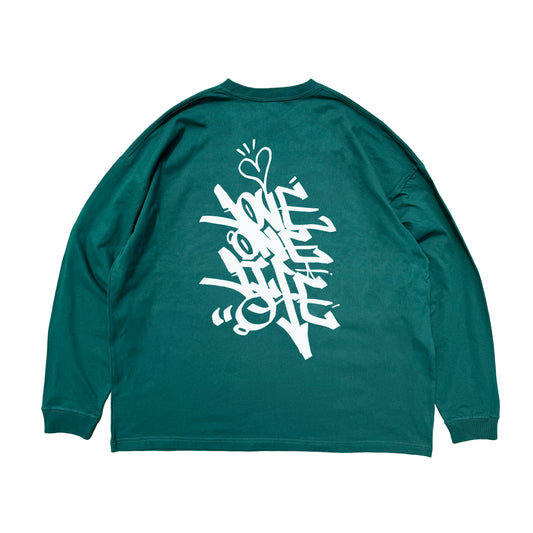 baggy LS tee in dark green