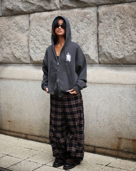 tagging back print zip-up hoodie in charcoal