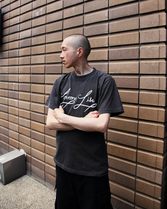 love one life tee in vintage black